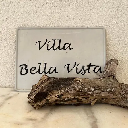 Bella Vista - Near The And Airport Vila